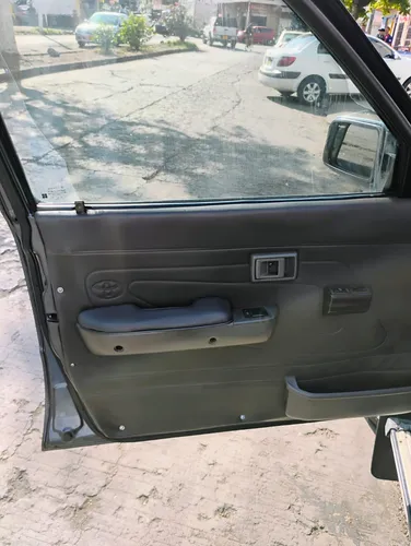 Hilux 4x4 Modelo 1998 4 Puertas