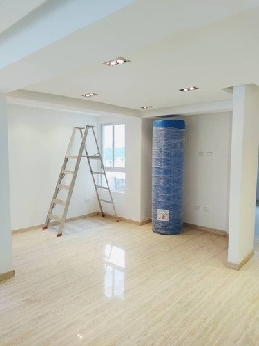 Imagen 20 de 27 de Maria Jose Castro Vende Apartamento En Urb. El Parral Res Bally Suites