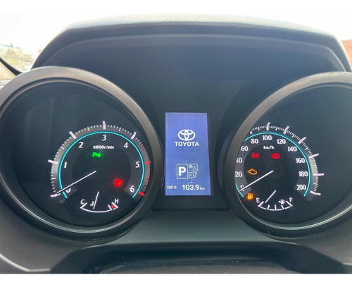 Imagen 10 de 11 de Toyota Land Cruiser Prado V Prado Vx