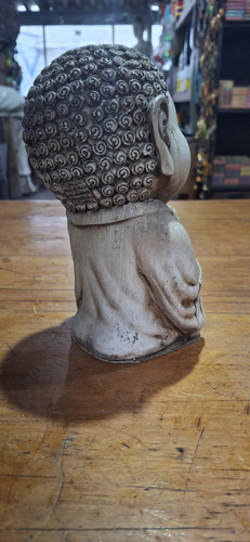 Buda Felicidad 20 Cm De Alto De Resina. Crema