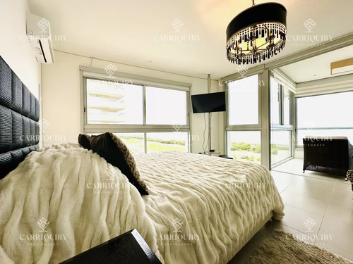 Alquiler Temporal Y Anual De Maravilloso Departamento Esquinero En Torre Le Parc, Playa Brava, Punta Del Este