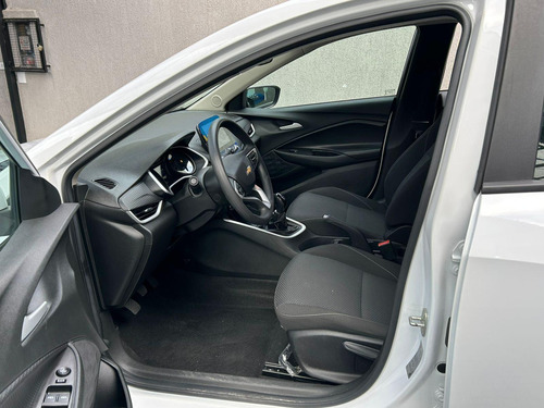 Chevrolet Onix plus SEDAN Plus LT 1.0 12V Flex 4p Mec.