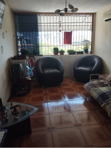 Confortable Apartamento Urb. El  Torreon Amoblado