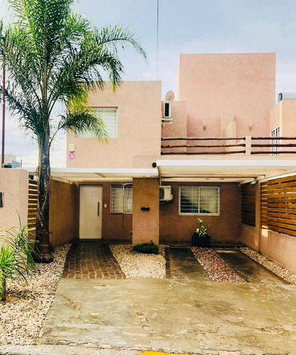 Dúplex En Venta De 2 Dormitorios C/pileta .los Prados 2,calera