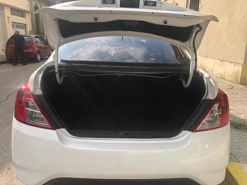 Nissan Versa 1.6 Sense At 2018