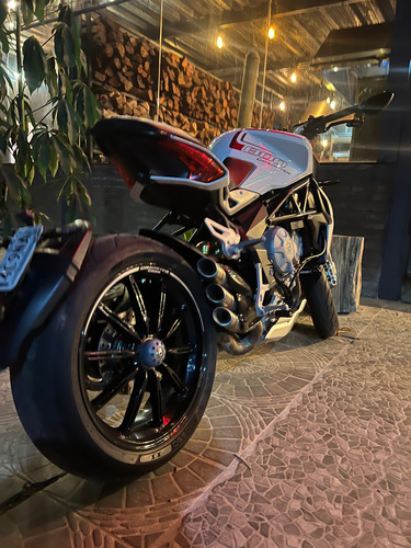 Flamante Mv Agusta Dragster Crc 800cc,