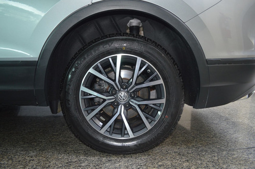 Volkswagen Tiguan Allspac Comf 250 TSI 1.4 Flex