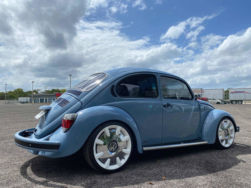 Volkswagen Sedan Unica