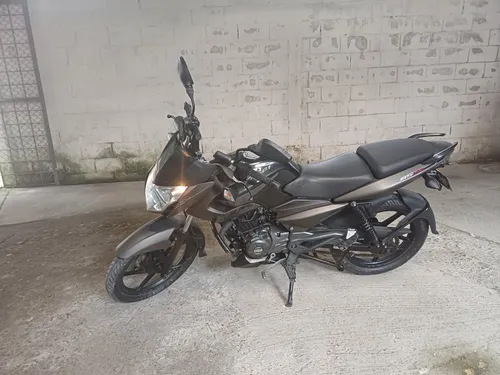 Pulsar Ns 125 Modelo 2020, Color Negro Nebulosa Gris