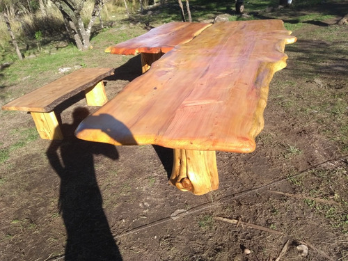 Imagen 4 de 12 de Mesas Y Mesadas De Madera Rustica En Ciprés