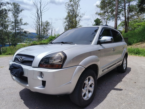 Hyundai Tucson 2.0 Gls 4x2 Flex Aut. 5p