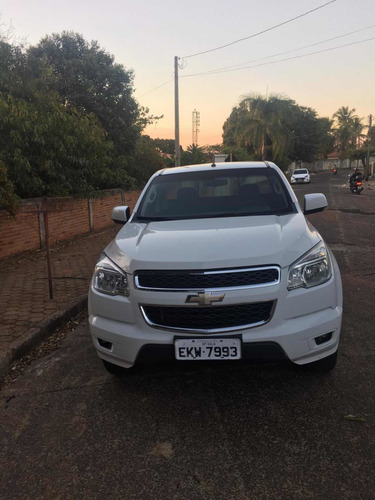 Imagem 4 de 9 de Chevrolet S10 2013 2.4 Ls Cab. Simples 4x2 Flex 2p