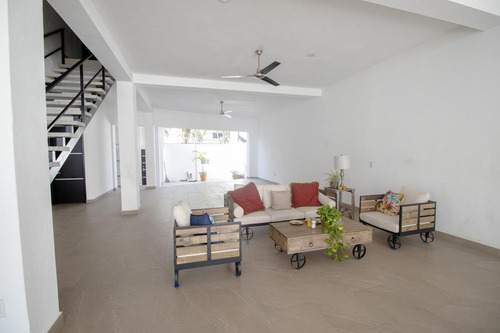 Imagen 19 de 30 de Casa En Venta En Bucerias A Pasos De La Playa