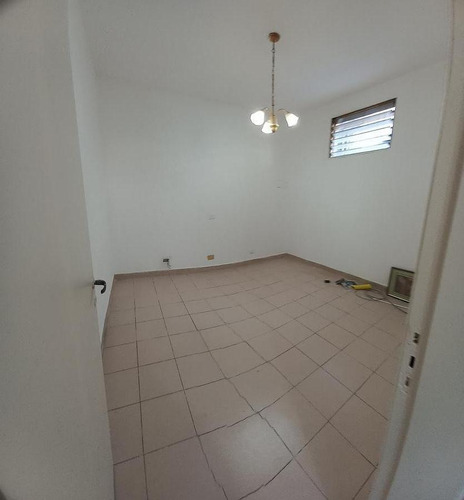 Imagen 8 de 16 de Venezuela 4500 - Ph 3 Ambientes - Villa Martelli - Vende