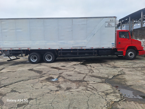 1620 Truk Baú Com Rampa