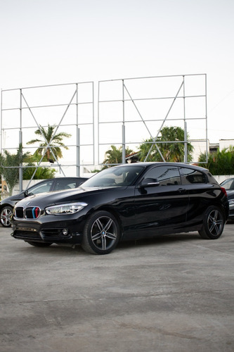 Imagen 5 de 12 de Bmw Serie 1 120i Sport Line At 2017