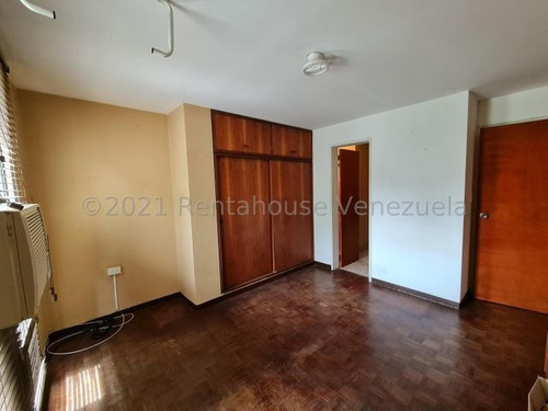 Imagen 11 de 12 de Apto En Venta En El Marques 22-7573 Ymanol 0414 3227631