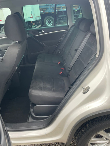 Imagem 5 de 8 de Vw Tiguan 2.0 Tsi 200cv Ano 2013