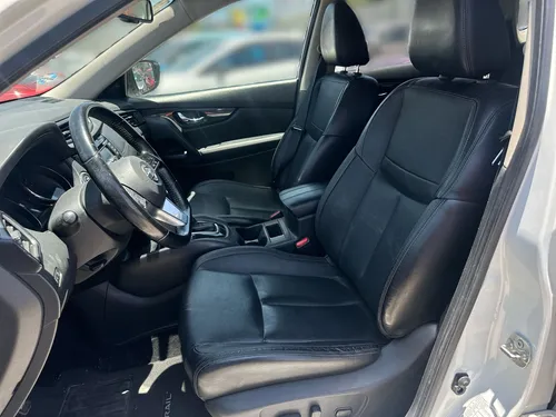 Nissan X-Trail 2.5 Exclusive 2 Row Cvt