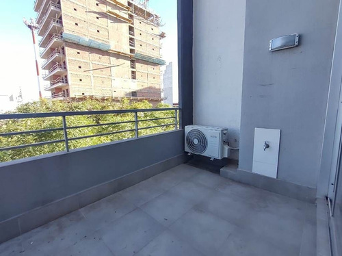 ¡¡¡hermoso Depto. Al Frente Con Balcón Corrido!!!