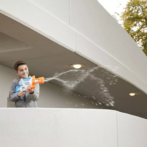 Lanzador De Agua Nerf Super Soaker Twister