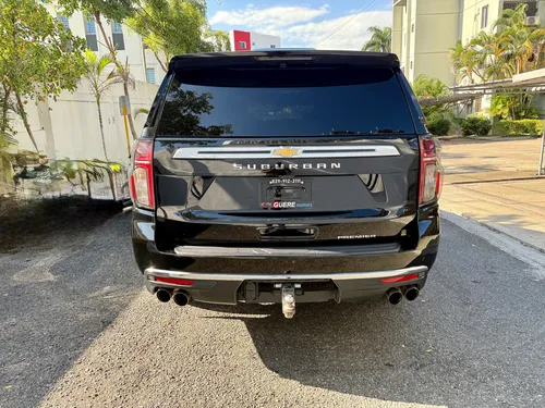Chevrolet Suburban Premier 2023