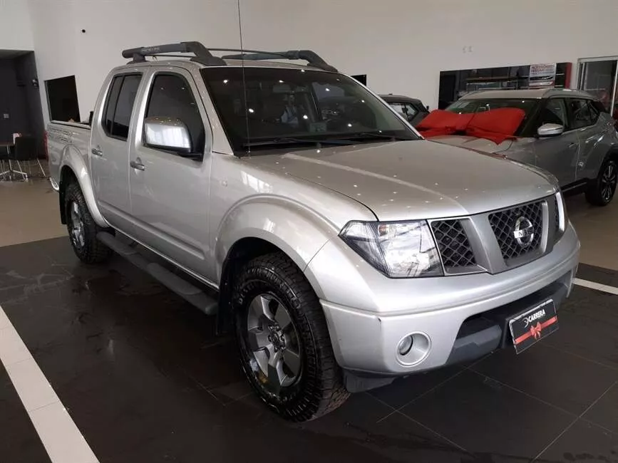 Nissan Frontier 2.5 LE ATTACK 4X4 CD TURBO ELETRONIC DIESEL 4P AUTOMÁTICO