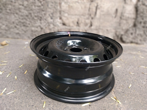 Imagen 5 de 9 de Rin R15 Acero De Renault Logan/sandero