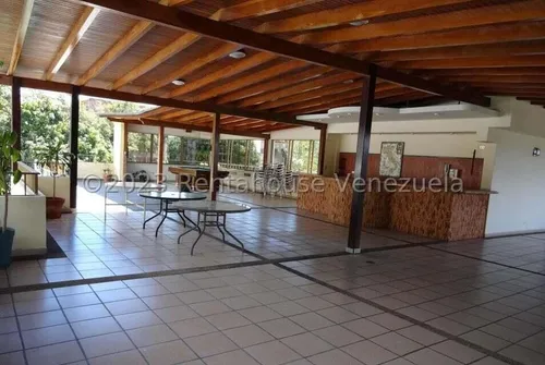 Altamira, Caracas Mls #24-6855