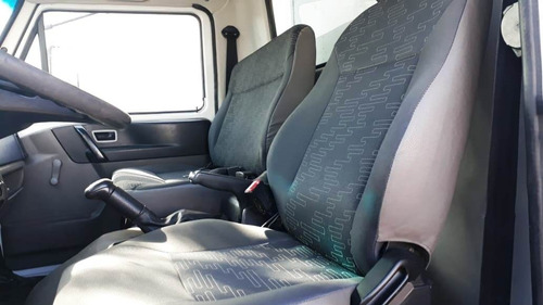 Imagem 9 de 14 de Vw 5-150