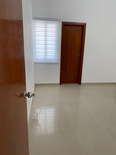 Imagen 13 de 14 de Town House En Naguanagua, Doral Park Naguanagua