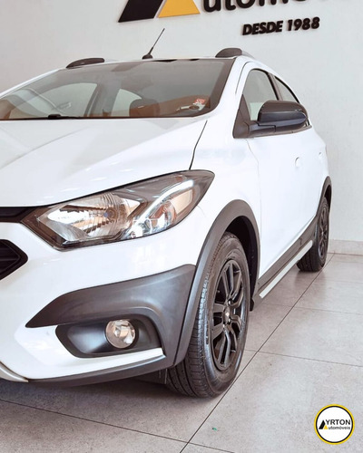 Chevrolet Onix Hatch 1.4 4P FLEX ACTIV AUTOMÁTICO