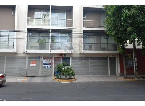 Casa En Venta Isabel La Catolica, En Benito Juarez