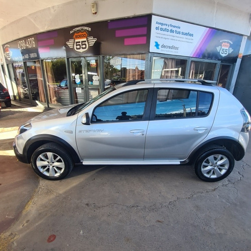 Imagen 7 de 15 de Renault Sandero Stepway 2014 1.6 Confort Dynamique Privilege