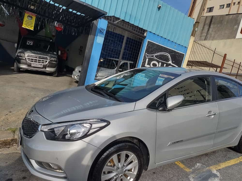 Imagem 2 de 13 de Kia Cerato 2016