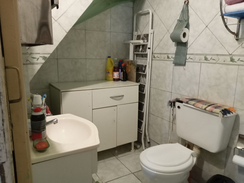 Imagen 11 de 24 de Casa Venta En Block 4 Ambientes A Reciclar Castelar Oportunidad