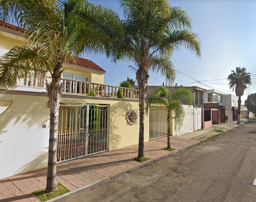 Sk01- Casa En Remate Bancario En C. Profa Guadalupe Patoni, Col. Del Maestro, Durango. (65% Debajo De Su Valor Comercial, Solo Recurso Propio)