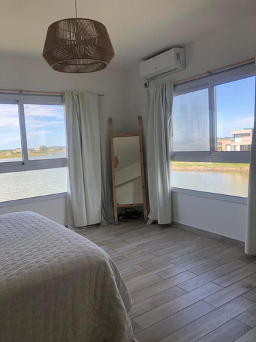 Imagen 14 de 23 de Venta De Casa De 6 Ambientes Con 2 Cocheras En San Sebastián, Escobar.