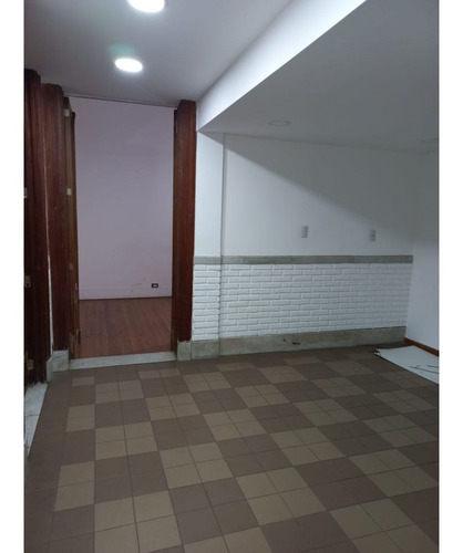 Imagen 9 de 21 de Inmueble Patrimonio Histórico · 4 Dormitorios · Entre Rios 579