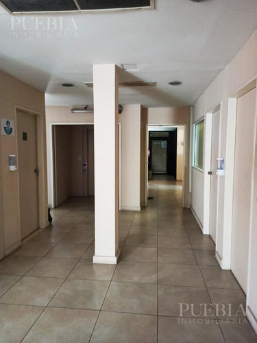 Imagen 13 de 30 de Edificio De Oficinas Con Depósito De 1200 M2 Cubiertos En Venta