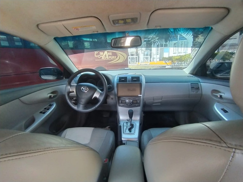 Imagen 6 de 13 de Toyota Corolla Gli