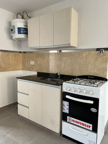Imagen 6 de 11 de Departamento En Venta En José C Paz