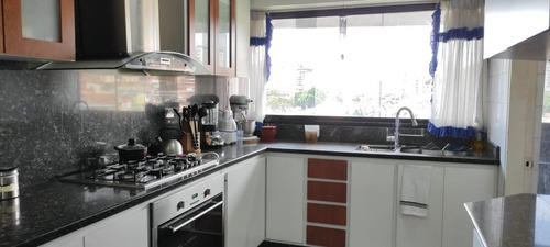 Se Alquila Apartamento 134m2 3h+s/ 3b/ 2pe Las Palmas