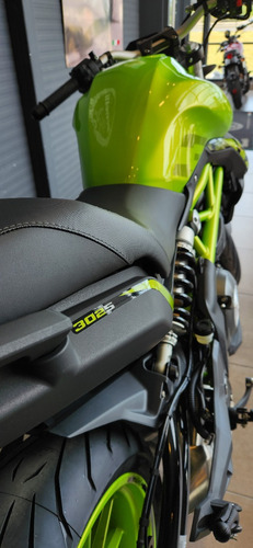 Imagen 8 de 25 de Benelli 302 S - Ultimas Unidades Disponibles