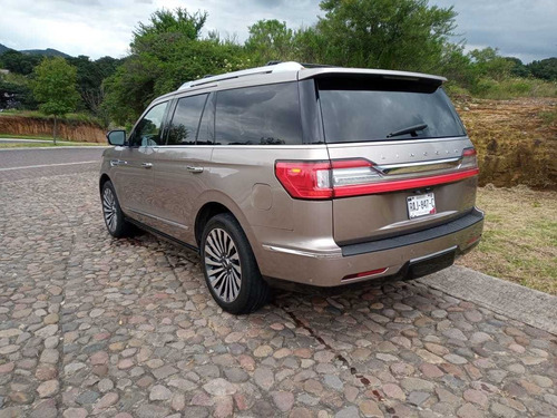 Imagen 6 de 14 de Lincoln Navigator 2018 3.5 Reserve At