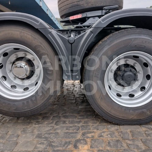 Imagem 7 de 11 de Iveco Hi Way 600s44 6x2, Ano 2018/2019