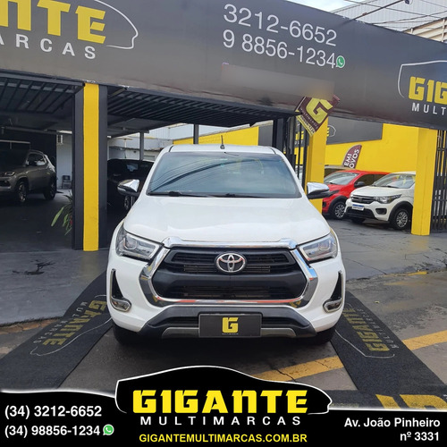 Toyota Hilux 2.8 SRX 4X4 CD 16V DIESEL 4P AUTOMÁTICO