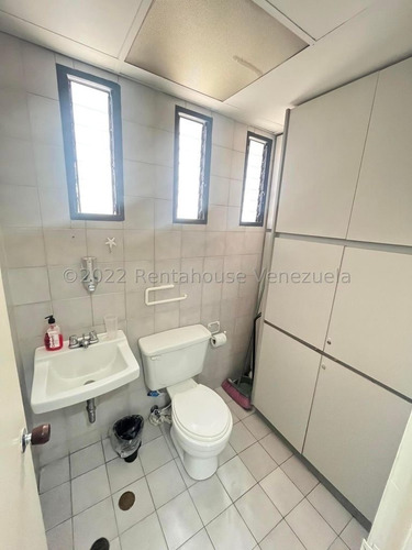 Imagen 12 de 20 de Consultorio Médico En Venta, Urb. San Bernardino