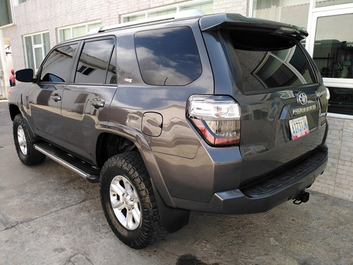 Imagen 6 de 16 de Toyota 4runner Sr5 Premium 4x2