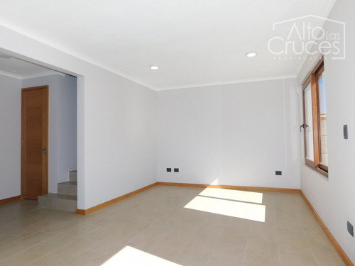 Casa En Condominio Almería Maule